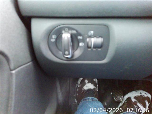 2009 Audi A3 S Line 6spd SportBack 2.0T:10442