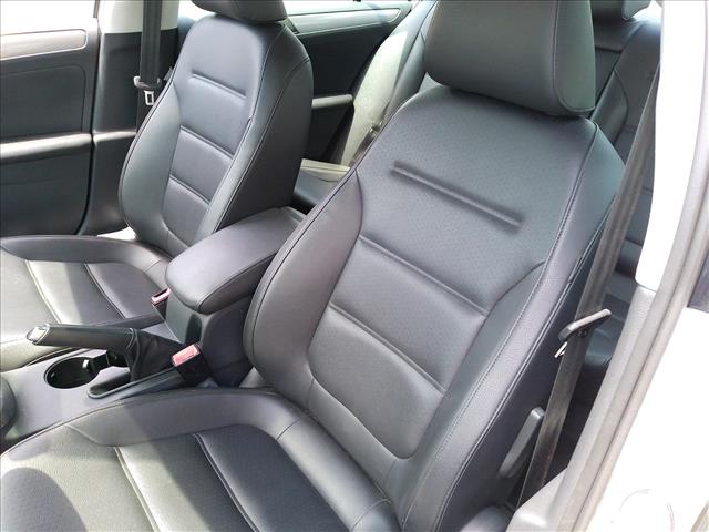 2017 Volkswagen Jetta SE Manual:10505
