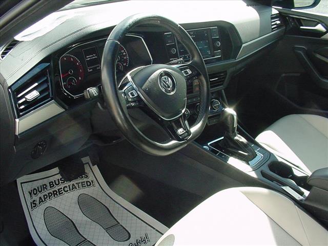 2020 Volkswagen Jetta R-Line photo 12