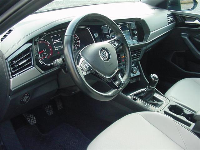 2020 Volkswagen Jetta R Line Manual EPA 40MPG Hwy:10410