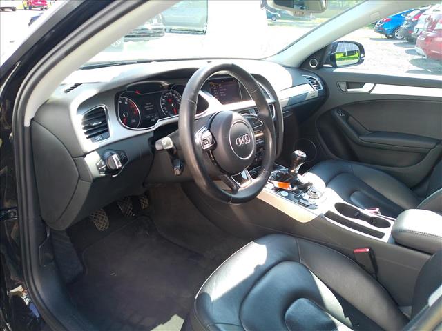 2016 Audi A4 6spd Premium 6spd MANUAL:10527