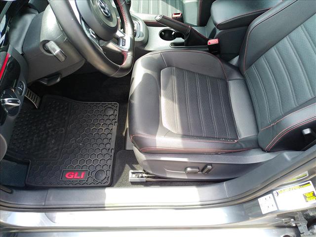2017 Volkswagen Jetta GLI Manual:10504
