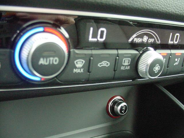 2015 Audi A3 Premium Plus photo 12