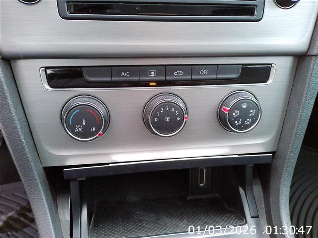 2015 Volkswagen Golf S 5spd Tsi Sunroof:10436