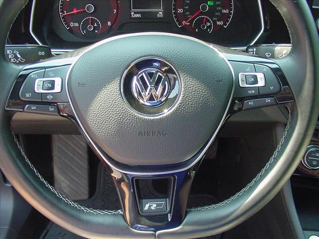2020 Volkswagen Jetta R-Line photo 11
