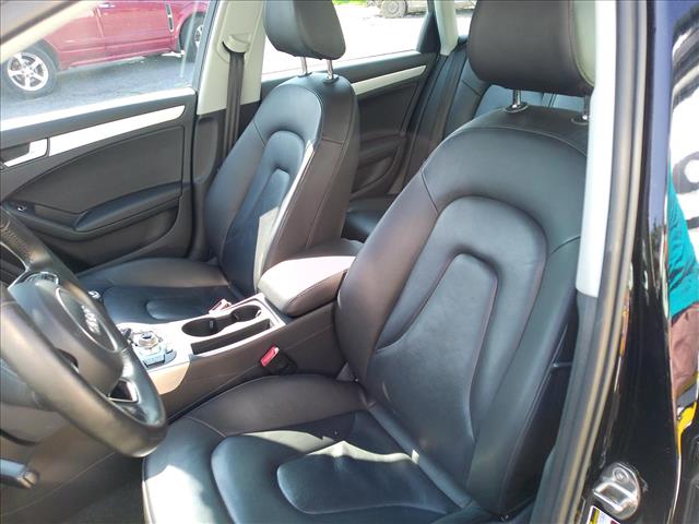 2016 Audi A4 6spd Premium 6spd MANUAL:10527