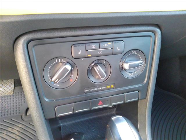 2014 Volkswagen Beetle 2.5L Automatic Sunroof:10473