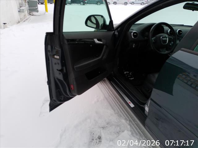 2009 Audi A3 S Line 6spd SportBack 2.0T:10442