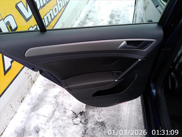 2015 Volkswagen Golf S 5spd Tsi Sunroof:10436