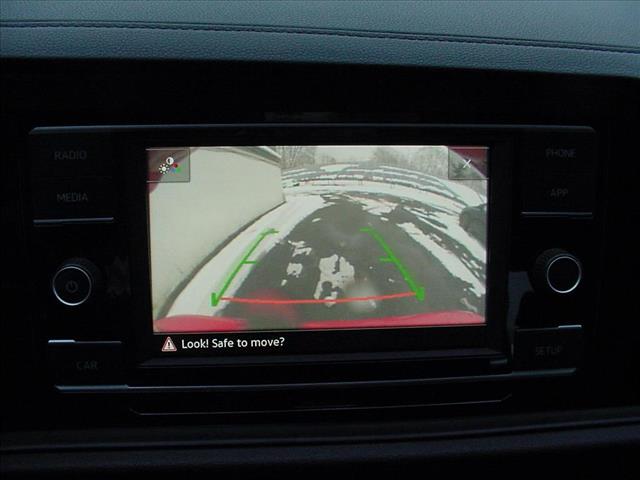 2019 Volkswagen Jetta 35th Anniversary GLI Manual:10420