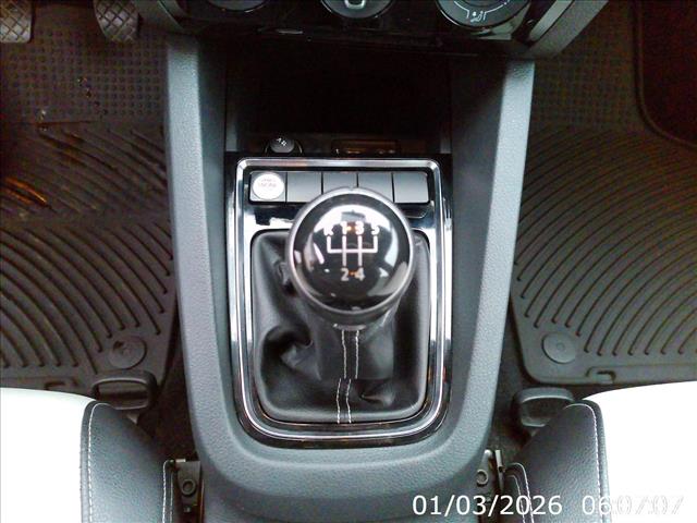 2016 Volkswagen Jetta Sport 5spd:10435