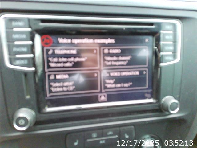 2017 Volkswagen Jetta SE Manual:10432