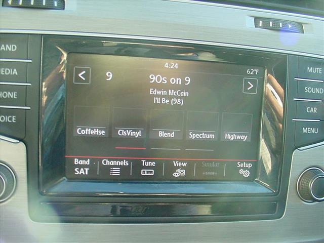 Photo of 2015 Volkswagen Golf SportWagen SportWagen SE Tsi in Waterloo, NY - 17,  2015 Volkswagen Golf SportWagen SportWagen SE Tsi:10384