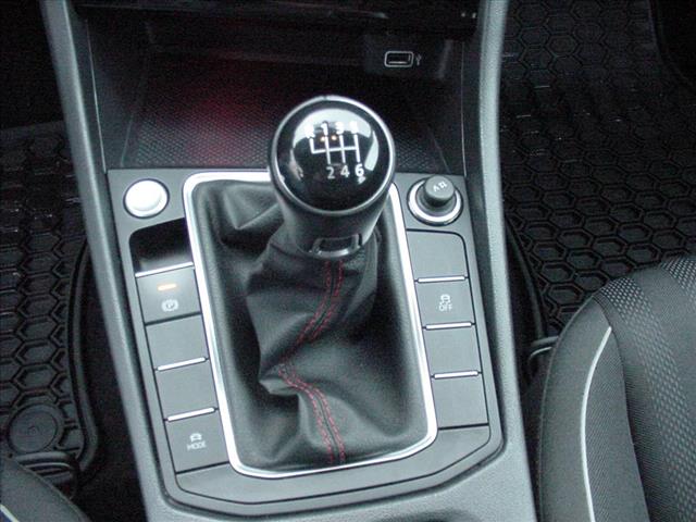 2019 Volkswagen Jetta 35th Anniversary GLI Manual:10420