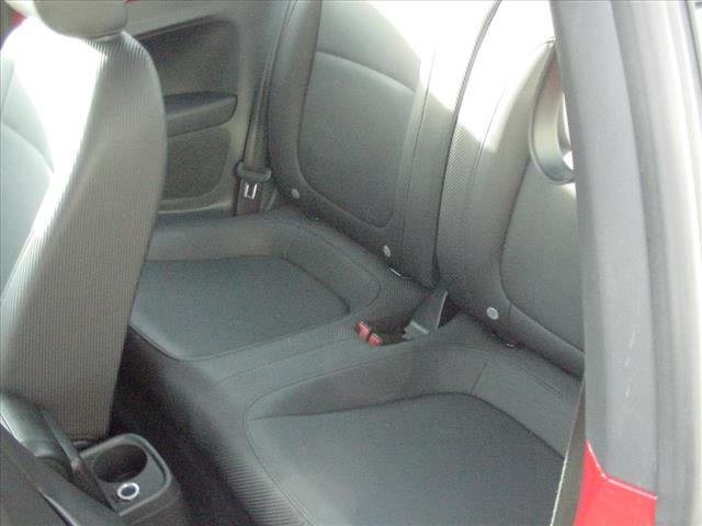 Photo of 2014 Volkswagen Beetle 2 point 5Liter Manual 1 Owner in Waterloo, NY - 19,  2014 Volkswagen Beetle 2 point 5Liter Manual 1 Owner:10399
