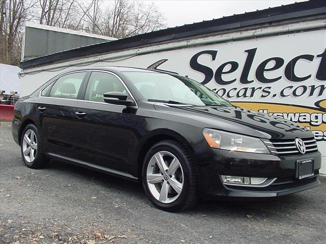 2015 Volkswagen Passat Limited 1.8 Turbo – 10398