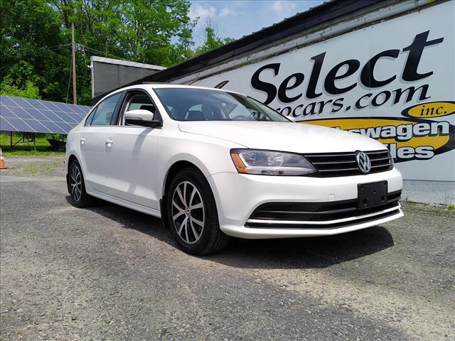 2017 Volkswagen Jetta SE Manual  10505
