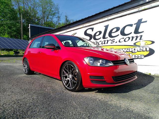 2015 Volkswagen Golf TDI S 4-door's photo