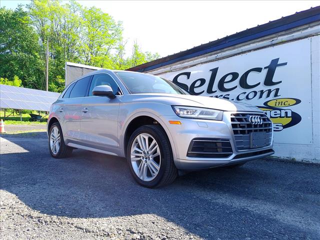 2018 Audi Q5 2.0T quattro S tronic Premium Plus's photo