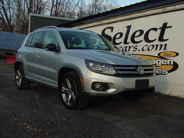 2017 Volkswagen Tiguan Sport AWD LOW 66k ONE OWNER Mi – 10406