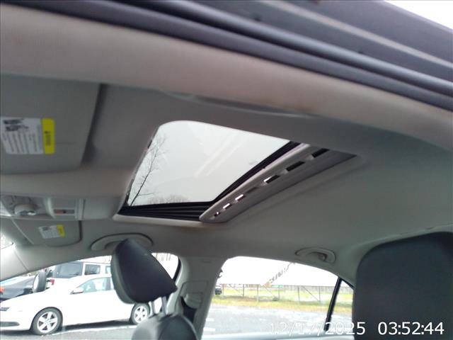 2017 Volkswagen Jetta SE Manual:10432