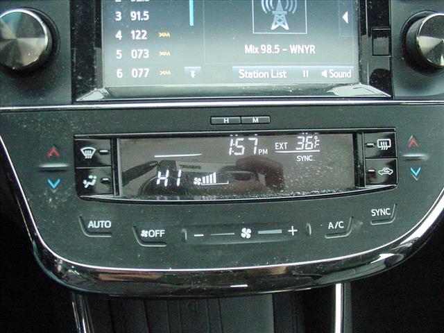 2016 Toyota Avalon XLE Two Owner Dealer Serviced:10412