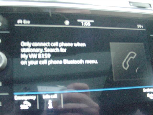 2022 Volkswagen Tiguan SE ONE OWNER All Wheel Drive:10388