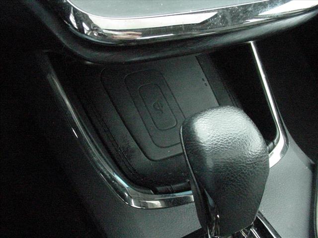 2016 Toyota Avalon XLE Two Owner Dealer Serviced:10412