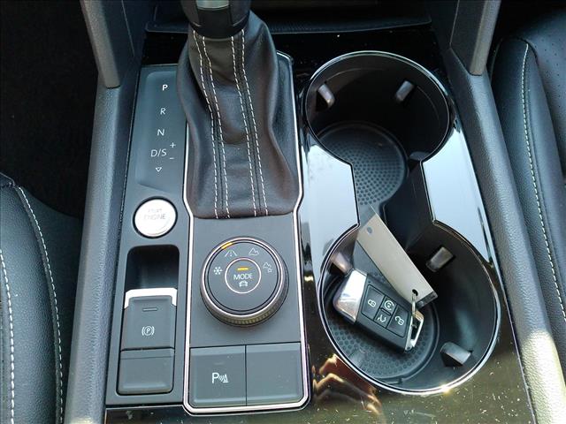 2023 Volkswagen Atlas SETech AWD 7 Seat:10568