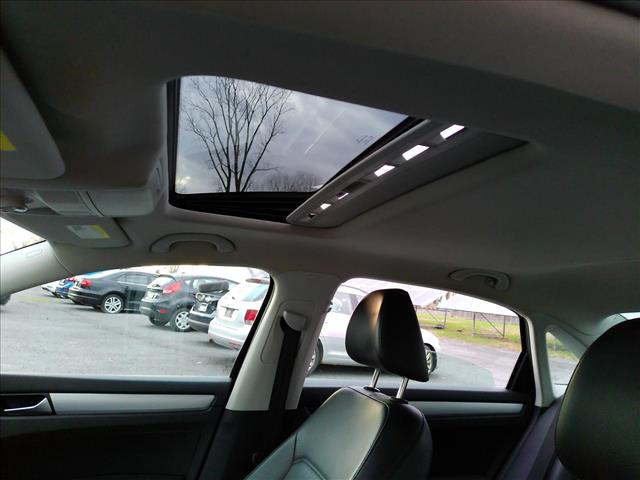 2012 Volkswagen Passat SE 2.5l Sunroof NEW VW TRADE:10461