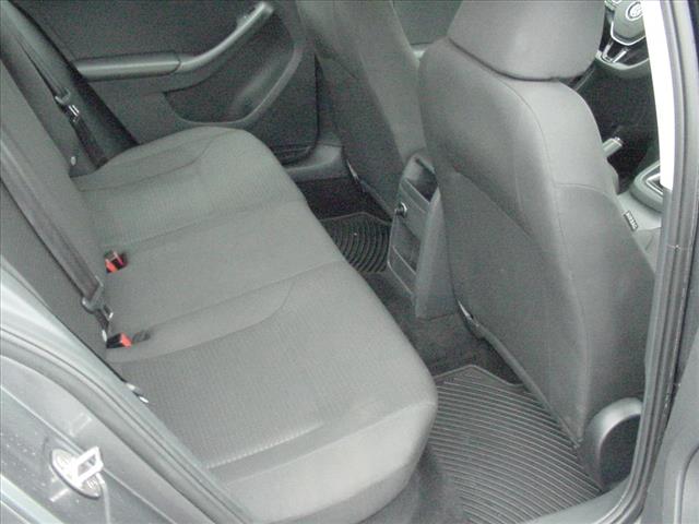 2015 Volkswagen Jetta S 5spd Manual FIVE SPEED:10417