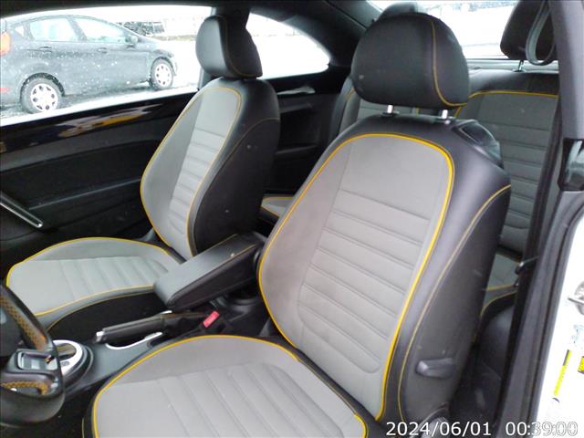 2016 Volkswagen Beetle Dune 1 OWNER:10429