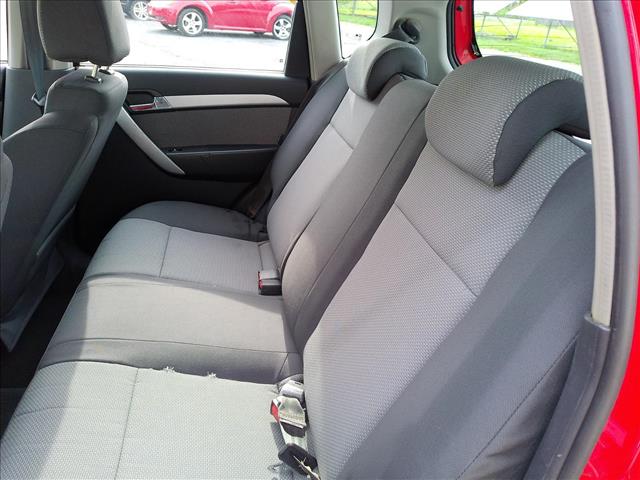 2011 Chevrolet Aveo LT Auto 12 Years Female Adult:10481