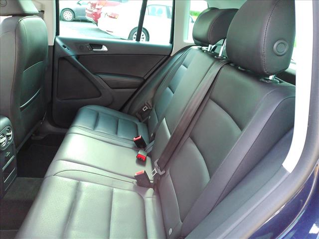 2016 Volkswagen Tiguan SE 4 Motion:10500