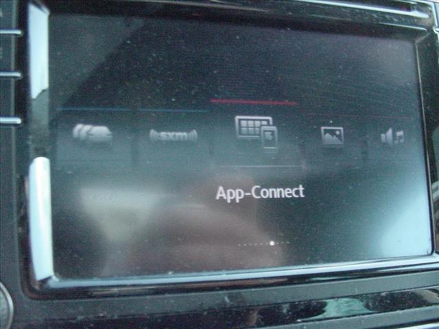 2017 Volkswagen Tiguan Sport AWD LOW 66k ONE OWNER Mi:10406