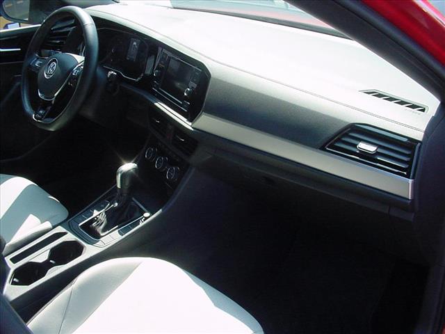 2020 Volkswagen Jetta R-Line photo 20