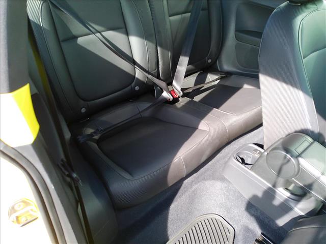 2014 Volkswagen Beetle 2.5L Automatic Sunroof:10473