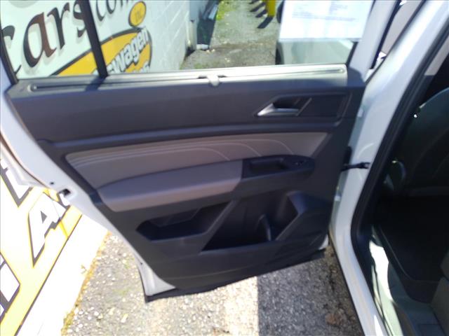 2023 Volkswagen Atlas SETech AWD 7 Seat:10568