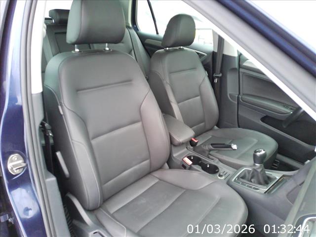 2015 Volkswagen Golf S 5spd Tsi Sunroof:10436