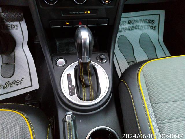 2016 Volkswagen Beetle Dune 1 OWNER:10429