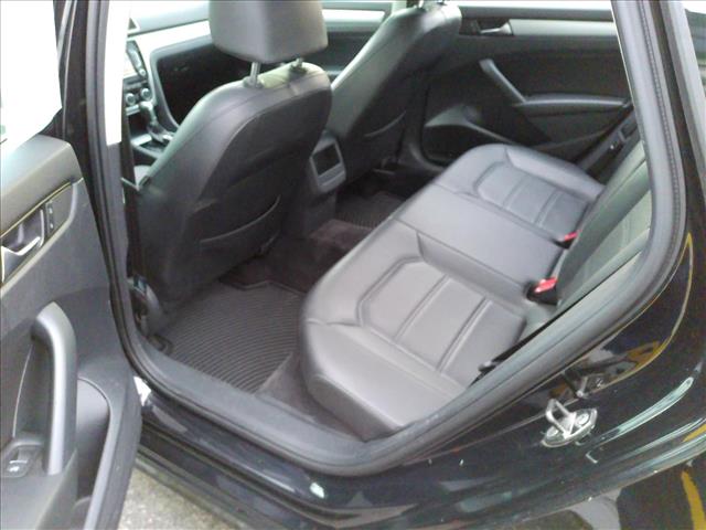 2012 Volkswagen Passat SE 2.5l Sunroof NEW VW TRADE:10461
