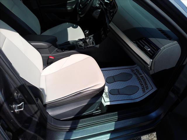 2020 Volkswagen Jetta 6spd R Line 1.4l EPA 40MPG Hwy:10528