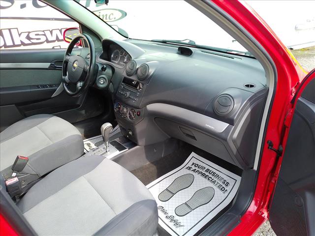 2011 Chevrolet Aveo LT Auto 12 Years Female Adult:10481