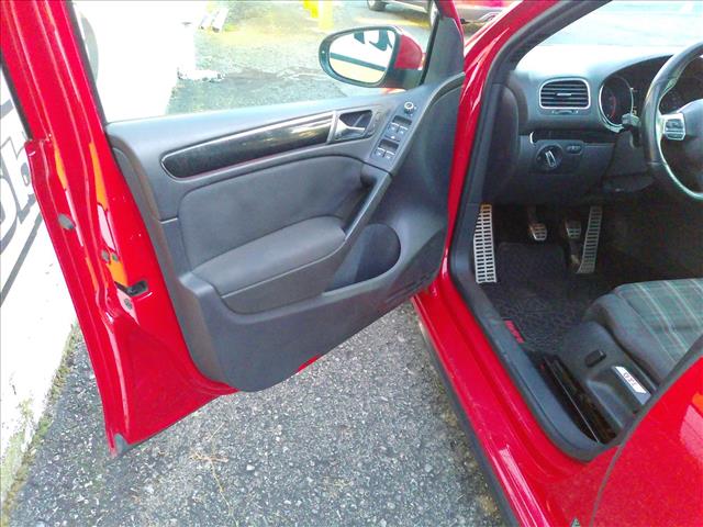2012 Volkswagen GTI 2l 6spd MANUAL Select Trade:10563