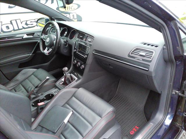 2017 Volkswagen Golf GTI:10558