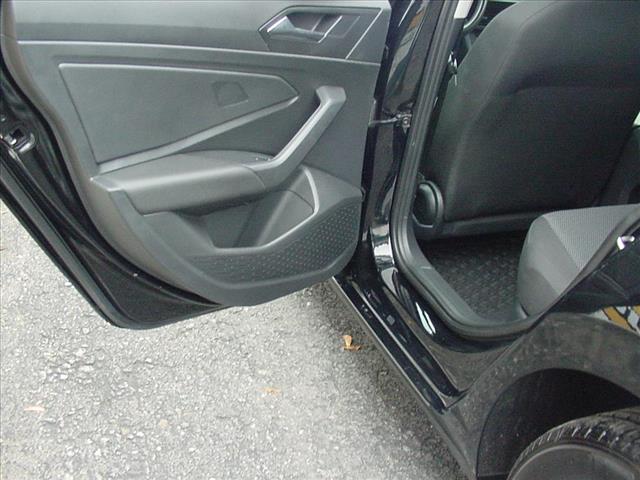 Photo of 2020 Volkswagen Jetta S 6spd Manual EPA 40MPG Highwa in Waterloo, NY - 27,  2020 Volkswagen Jetta S 6spd Manual EPA 40MPG Highwa:10391