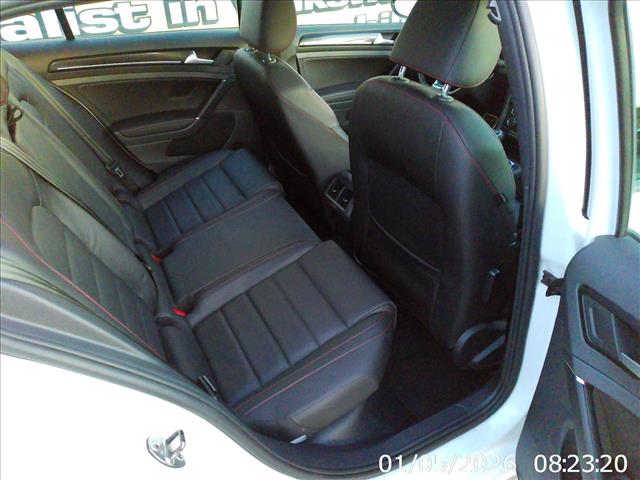 2017 Volkswagen Golf GTI SE Manual:10438