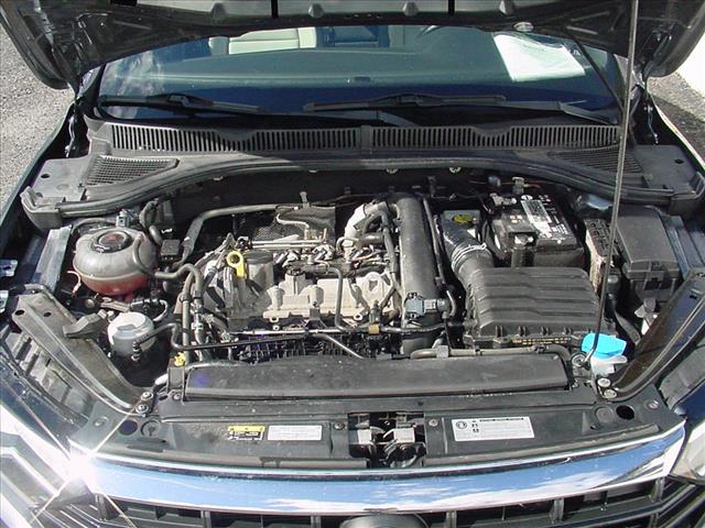2020 Volkswagen Jetta R-Line photo 25