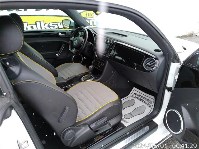 2016 Volkswagen Beetle Dune 1 OWNER:10429