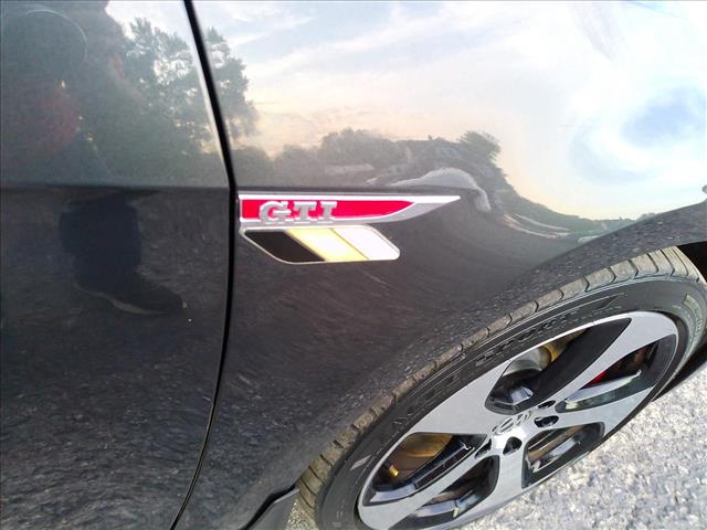 2017 Volkswagen Golf GTI Autobahn 6spd Manual:10523